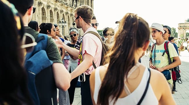 Tour Guide Best Cash Jobs